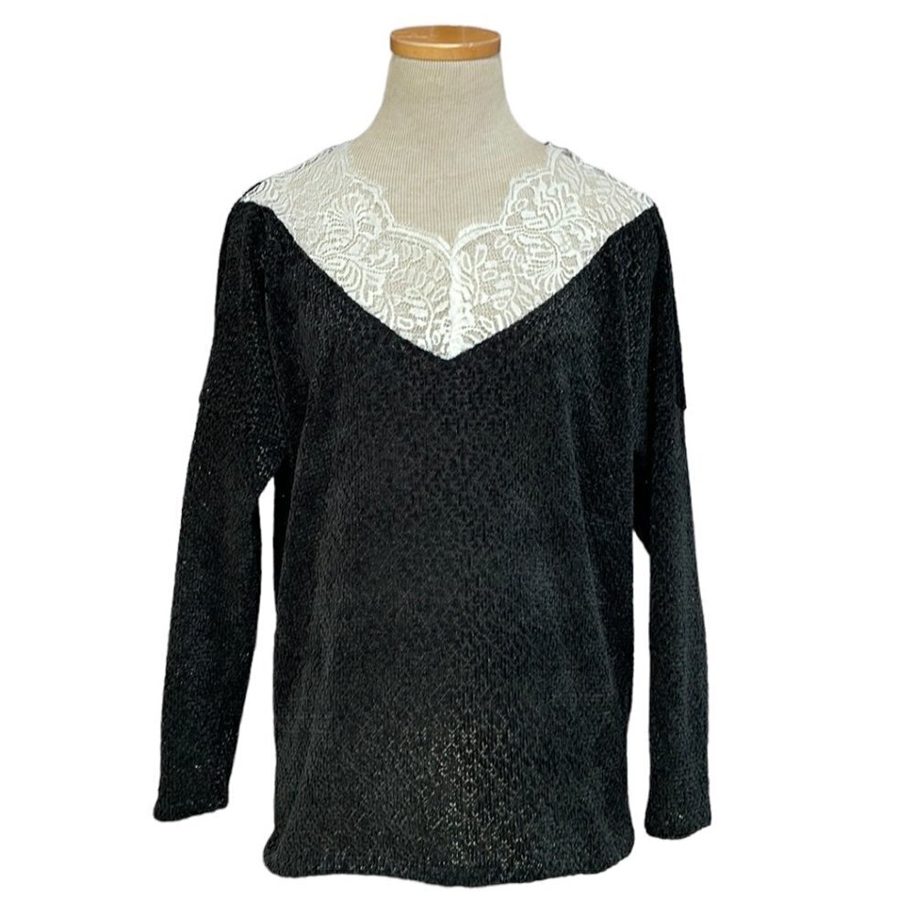 Miss U Top NWT Lovely Lace with Black Comfiness Blouse Size Medium M
